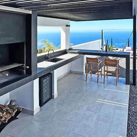 וילה Casa Piccola Stella טיחראפה